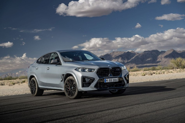 Uppdaterad BMW X6 M (F96): test av den sportiga crossovern Foto 2
