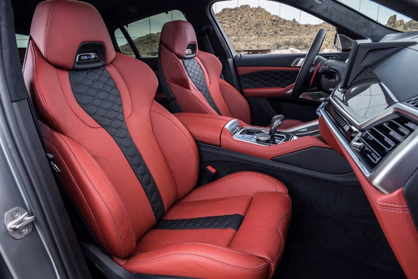 Uppdaterad BMW X6 M (F96): test av den sportiga crossovern Foto 6