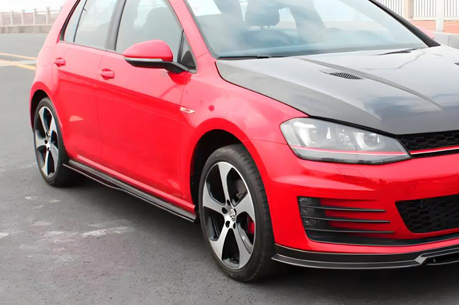 Volkswagen Golf 7/E-Golf 2012–2020 Sidokjolar (för GTI HB 2012-2017, kolfiber) Foto 1