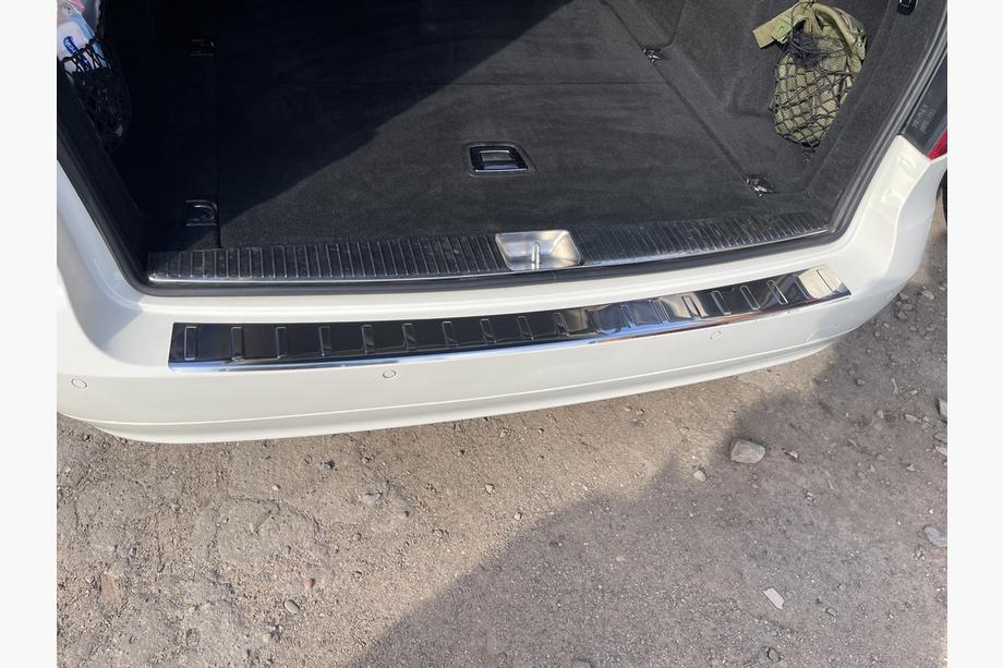 Mercedes E-klass W211 2002–2009 Lastskydd bakre stötfångare Carmos (SW, rostfritt stål) Foto 2