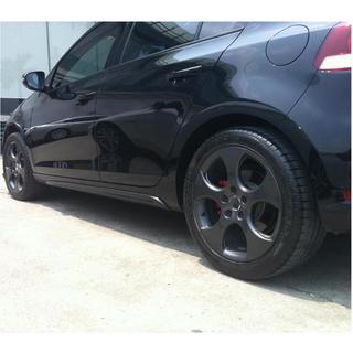 Sidokjolar (för GTI HB 2010-2013, kolfiber) foto 3