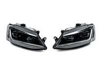 Volkswagen Jetta 2011–2018 Framlyktor Full LED (2 st) foto 1