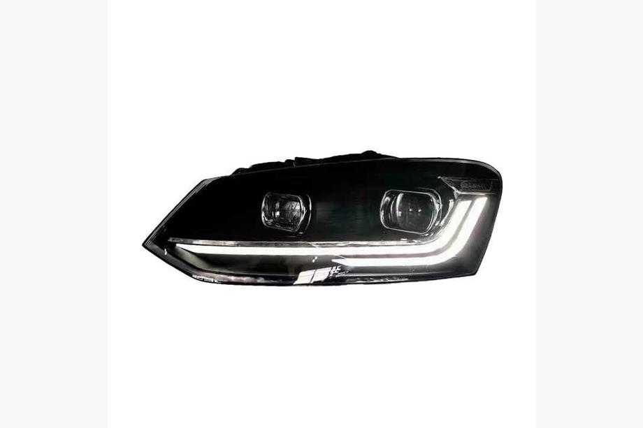 Volkswagen Polo 2010–2017 Strålkastare fram Silver (2 st) Image