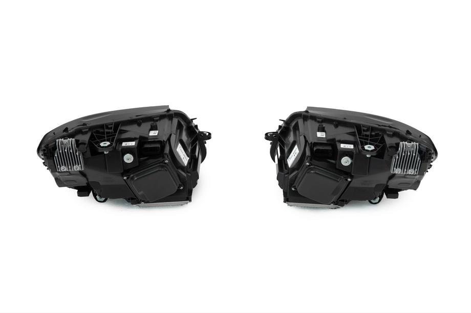 Mercedes C-class W205 2014–2021 Framstrålkastare Maybach (2 st) Foto 9