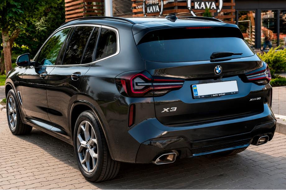BMW X3 G01 2018– Bakre stötfångare med diffusor i X3M F97-stil (2022-2024) Image