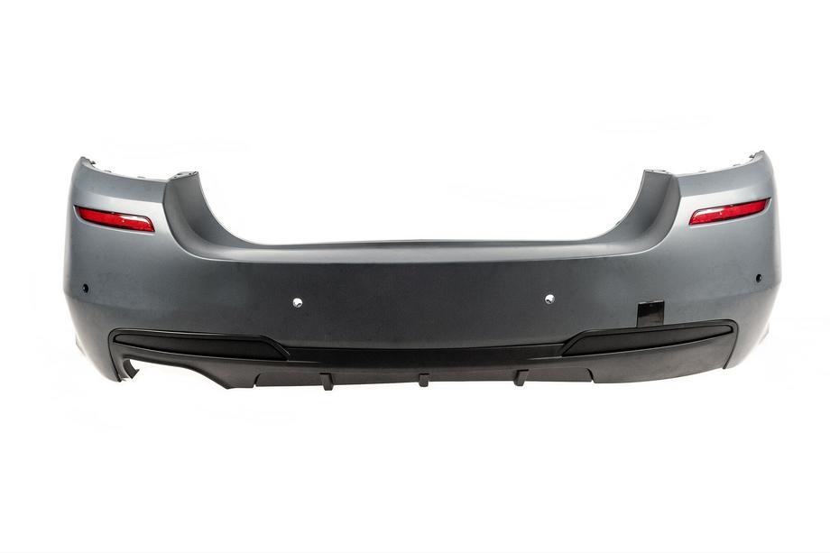 BMW 5-serien F10/F11 2010–2016 Bakre stötfångare med M-Performance-diffusor (för F10, för dubbla avgasutblås på en sida) Image