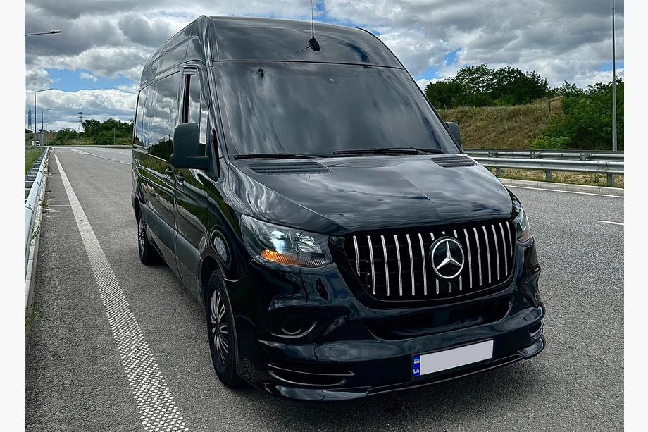 Mercedes Sprinter W907/W910 2018– Panamericana GT Chrome Premium V2 frontgrill (med ram) Foto 3
