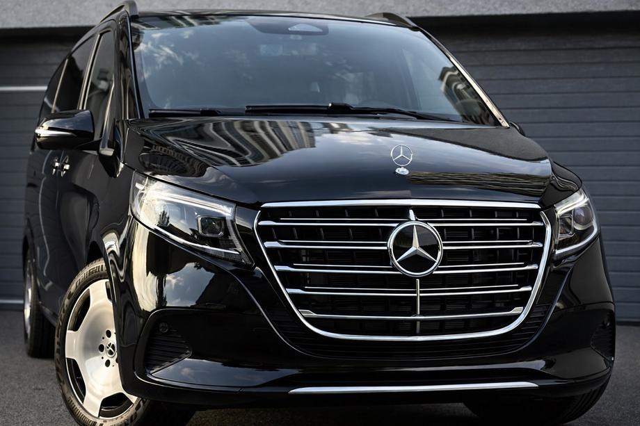 Mercedes Vito/V-klass W447 2014– Frontgrill Exclusive (2024+) Image