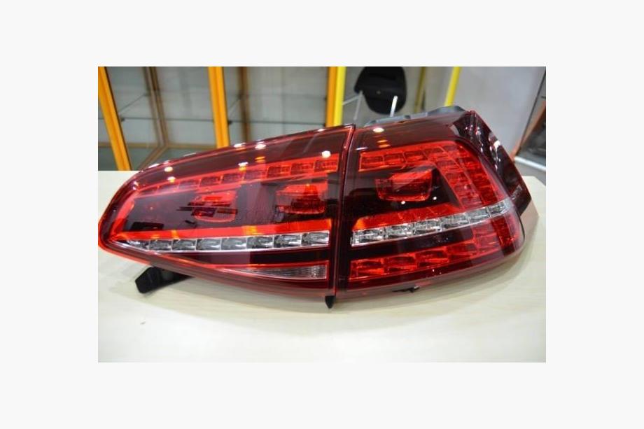 Volkswagen Golf 7/E-Golf 2012–2020 LED-bakljus med dynamiska blinkers (2012-2017, 2 st) Image