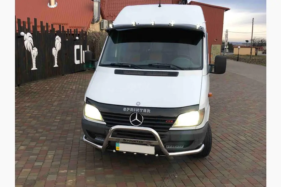 Mercedes Sprinter W901/902/903/904/905 1995–2006 Frontbåge Exclusive (rostfritt) Foto 4