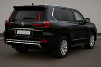 Lexus LX570/450d 2008–2022 Bakljusramar BlackEdition (för 2016+) foto 1