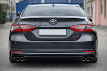 Toyota Camry 2017–2023 Bakre stötfångare i Lexus LS-stil, komplett monterad foto 1
