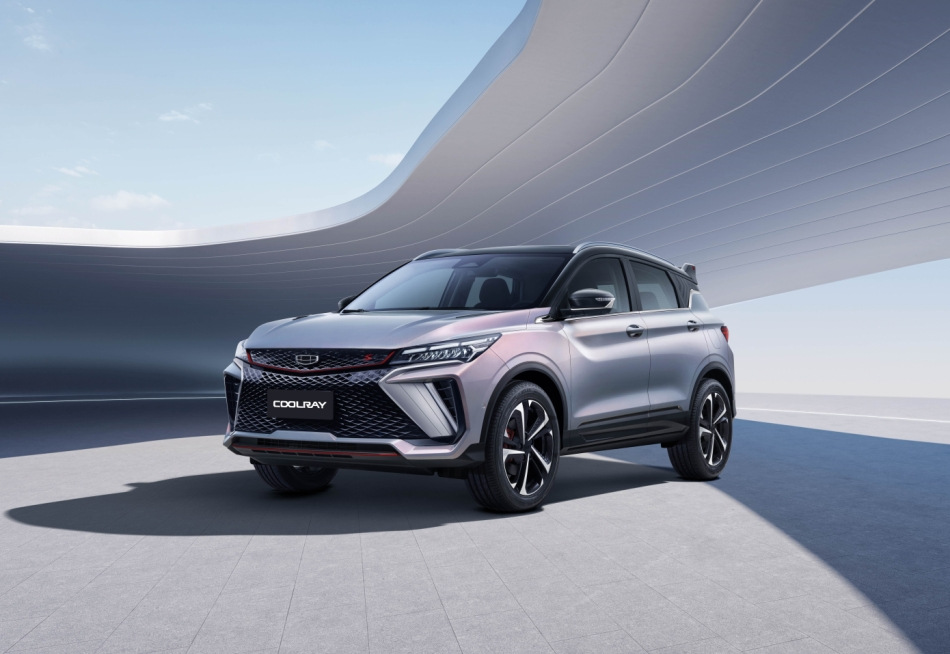 Uppdaterade Geely Coolray 2023: en stark spelare i klassen för kompakta crossovers