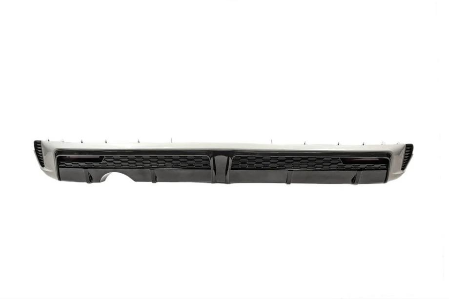 Toyota Land Cruiser 300 2021– Bakre stötfångardiffusor GXR Foto 3