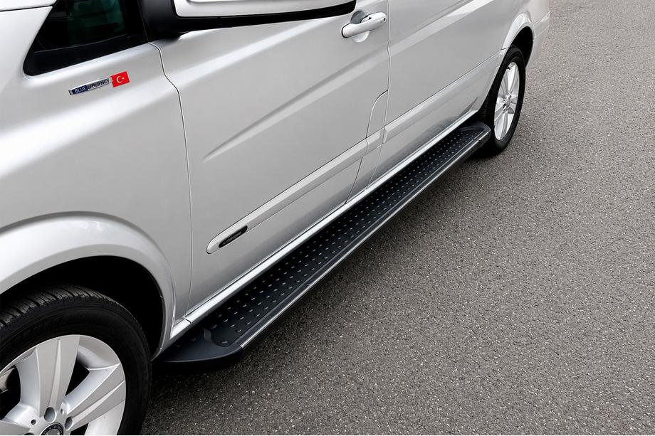 Mercedes Viano 2004–2014 Sidosteg X5-typ Black (2 st, aluminium) Image