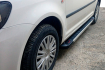 Volkswagen Caddy 2004–2010 Sidosteg Red-style (2 st, aluminium) Maxi hjulbas foto 1
