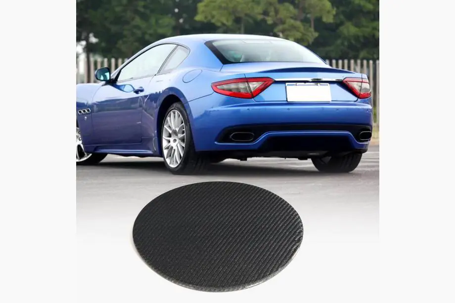 Maserati GranTurismo 2007–2019 Kåpa till tanklucka (kolfiber) Image