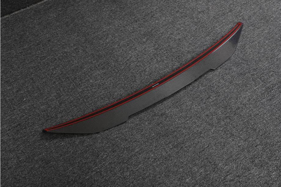 Kia Stinger 2017–2023 Spoiler V1 (kolfiber) Foto 10
