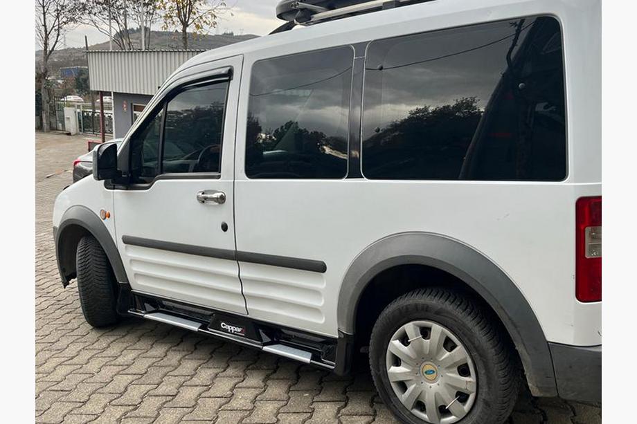 Ford Connect 2002–2006 Sidosteg Sorento-style (EuroCap) Image