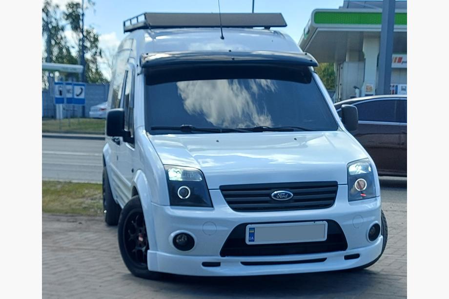 Ford Connect 2010–2013 Främre nedre läppspoiler (för lackering) Image