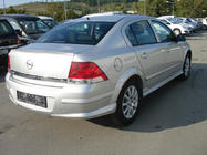 Opel Astra H 2004–2013 Bakre nedre diffusor Sedan (för lackering) foto 4