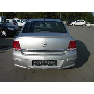 Bakre nedre diffusor Sedan (för lackering) Opel Astra H 2004–2013 foto 3