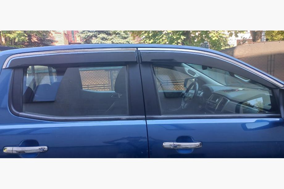 Ford Ranger 2011–2022 Vindavvisare för sidorutor med kromlist Niken Luxury (2015-2022, 4 st) Foto 5