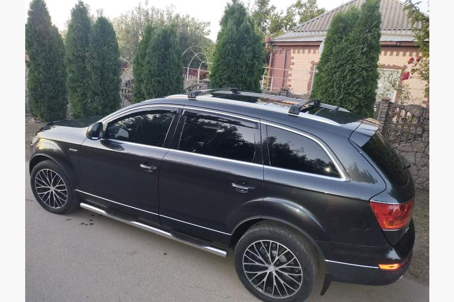 Audi Q7 2005–2015 Takräckesbågar (lastbågar) för integrerade takrails Skybar V2 120 cm (2 st) Grå Foto 5