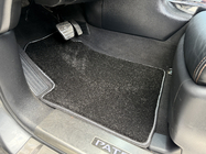 Nissan Patrol Y62 2010–2024 Deluxe textilmattor (3 rader, svart) foto 1