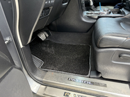 Nissan Patrol Y62 2010–2024 Deluxe textilmattor (3 rader, svart) foto 8