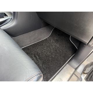 Deluxe textilmattor (3 rader, svart) Nissan Patrol Y62 2010–2024 foto 3