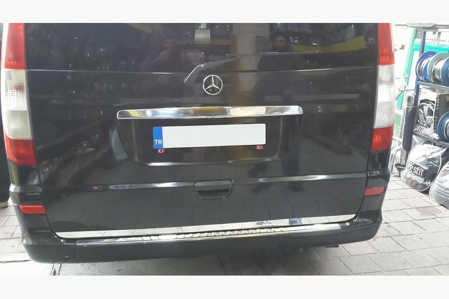 Mercedes Viano 2004–2014 Rostfri list till baklucka Foto 3