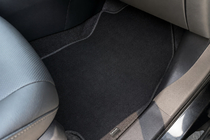 Toyota Rav 4 2019–2025 Textilmattor Deluxe (Svart) foto 6