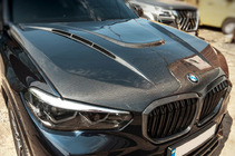 BMW X6 G06 2019–2027 Kolfiberhuv V1 (G06/F96) foto 1