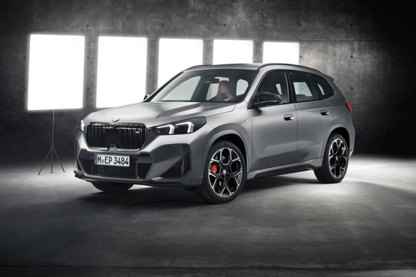 Test av BMW X1 M35i (U11): sportig kompakt crossover