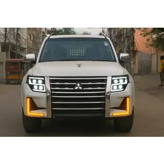 Främre stötfångare LXR Mitsubishi Pajero Wagon IV 2006–2021 foto 1