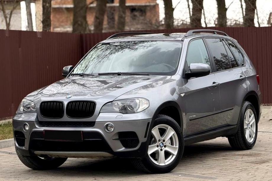 BMW X5 E70 2007–2013 OEM skärmkantslister (lister) Bak vänster (1 st) Image