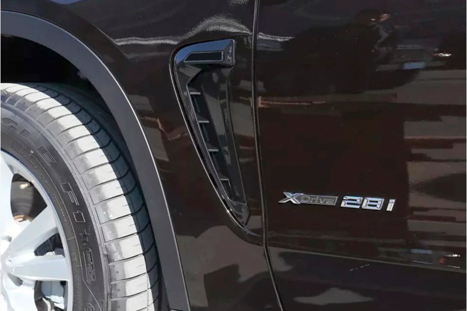 BMW X5 F15 2013–2018 Skärmventiler i Black X5M F85-stil Foto 2