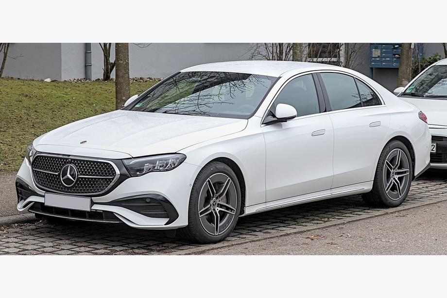Mercedes E-class W214 2023– AMG-Line främre stötfångare Image