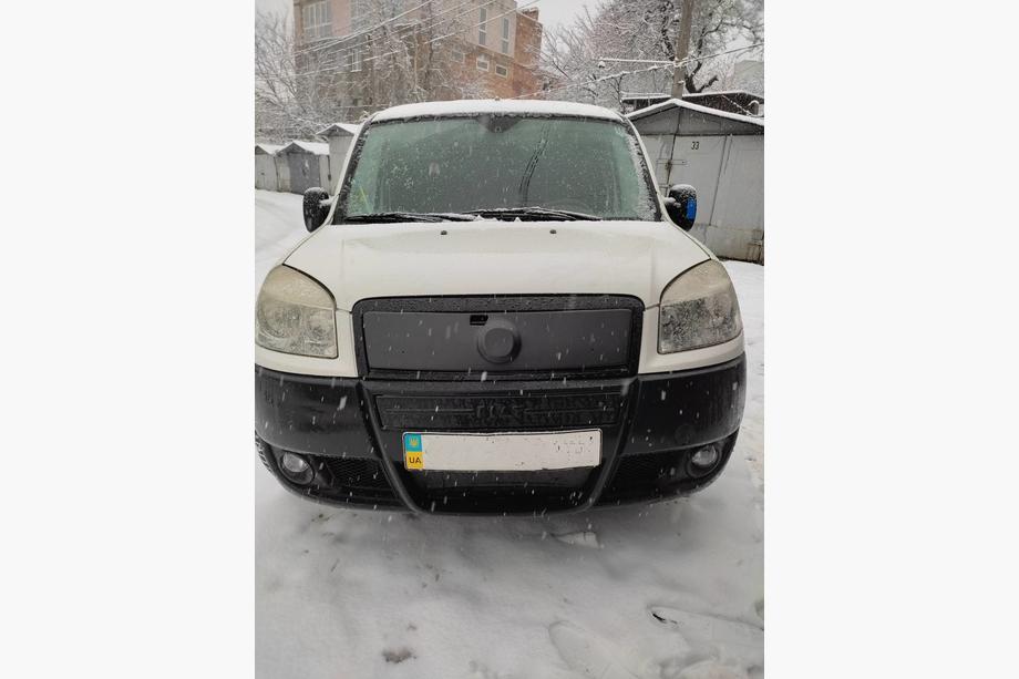 Fiat Doblo I 2005–2010 Övre vintertäckning för kylargallret Matt Image