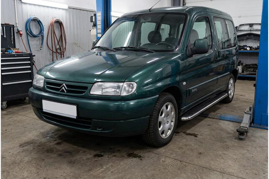 Citroen Berlingo 1996–2008 Sidosteg Maydos V1 (2 st, aluminium ↗ rostfritt stål) Image