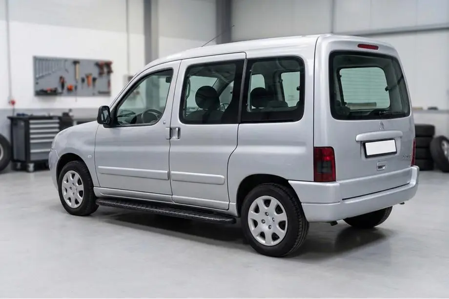 Citroen Berlingo 1996–2008 Sidosteg Bosphorus Black (2 st, aluminium) Image