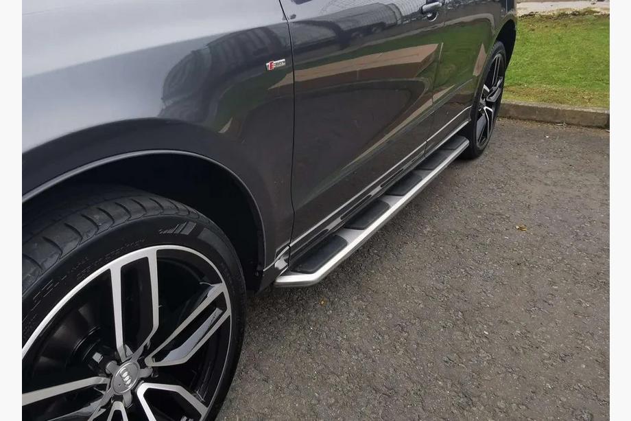 Audi Q3 2011–2019 Sidosteg OEM-V1 (2 st, aluminium) Foto 1