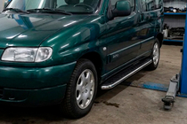 Peugeot Partner 1996–2008 Sidosteg Maydos V1 (2 st, aluminium ↗ rostfritt stål) foto 1