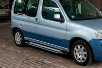 Peugeot Partner 1996–2008 Sidosteg Rainbow (2 st, aluminium) foto 1