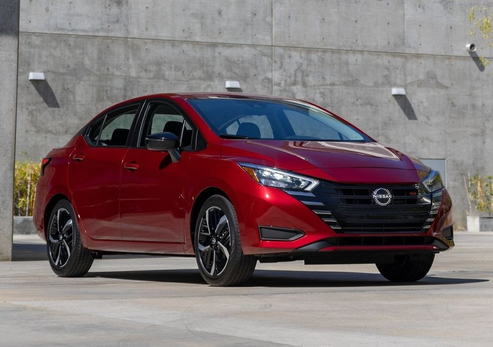 Nissan Versa: Uppdaterad budgetsedan