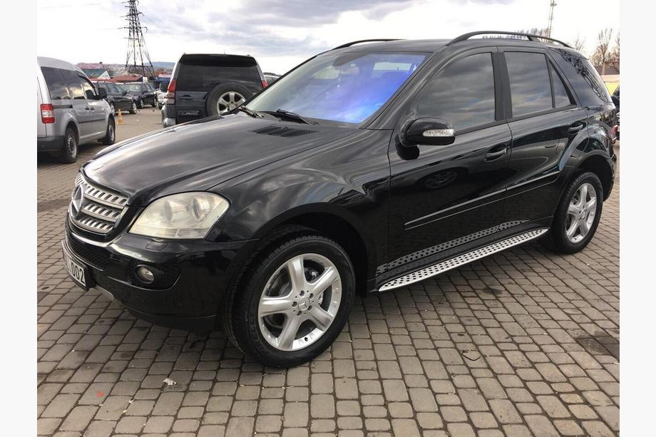 Mercedes ML W164 2005–2011 OEM sidosteg (2 st, aluminium) Foto 9