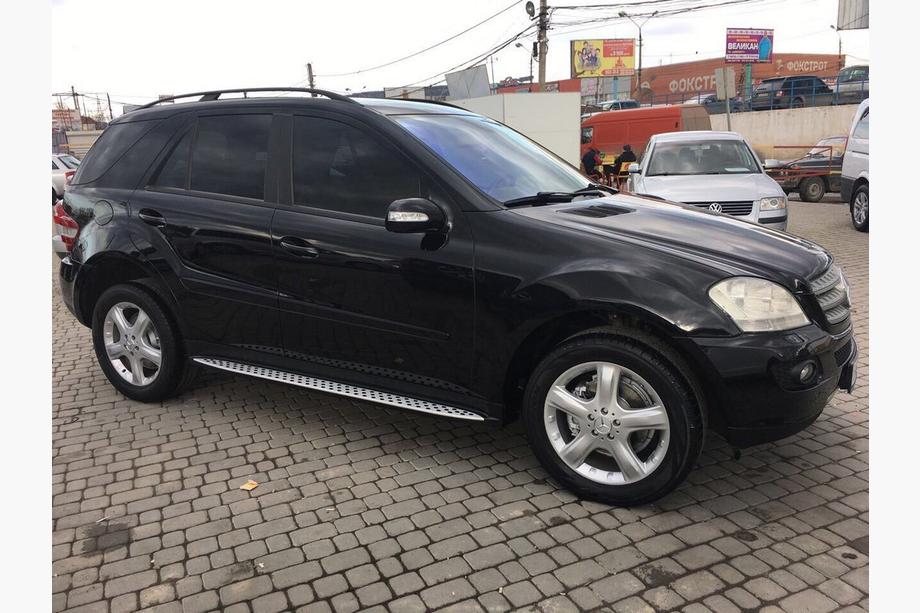 Mercedes ML W164 2005–2011 OEM sidosteg (2 st, aluminium) Foto 10