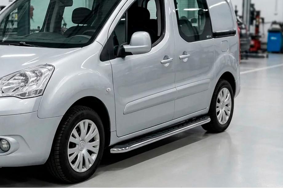 Peugeot Partner Tepee 2008–2018 Sidosteg Maydos V1 (2 st, aluminium ↗ rostfritt stål) Image