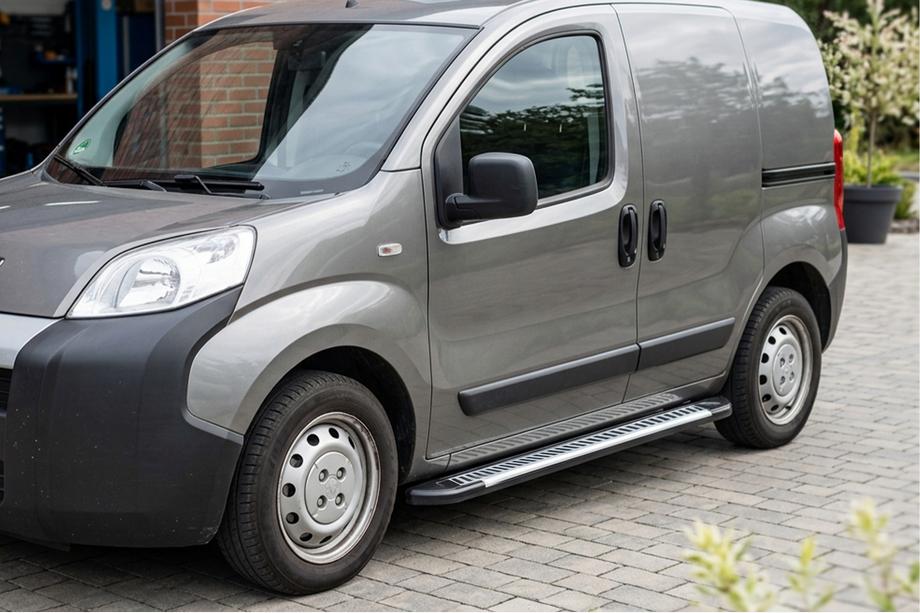 Citroen Nemo 2007–2017 Sidosteg Line (2 st, aluminium) Image